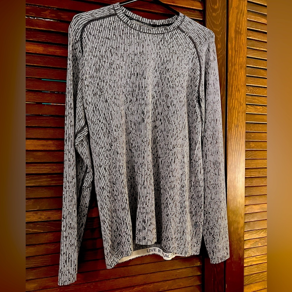 Lululemon Metal Vent Tech LS 2.0 Medium